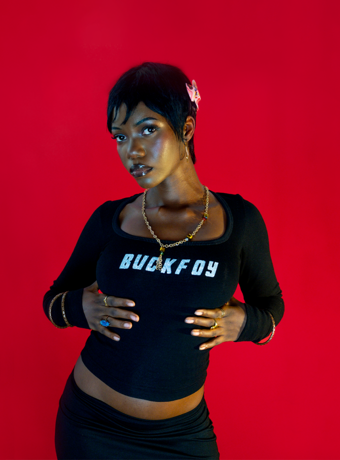 Long Sleeve Square Neck Graphic Crop Top in black
