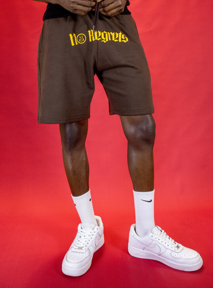 No Regrets Sweatshorts In Brown